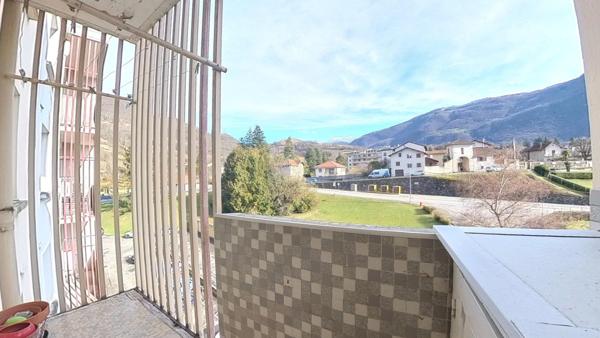 Appartement. 57m². 3 pièce possibilité garage