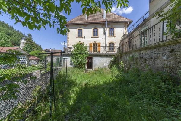 Vente                                                      Appartement
                        
                     3 pièces                      95 m2                     à Les Gras