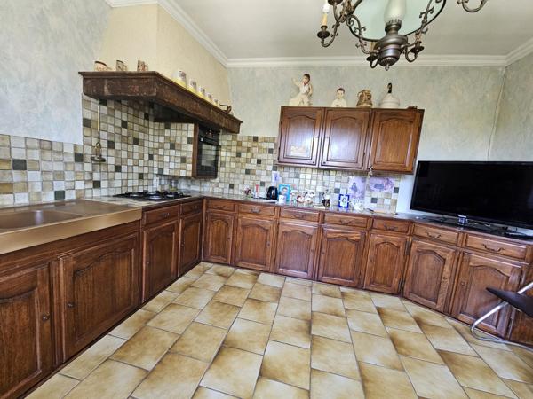 Maison 9 pièces - 238 m²