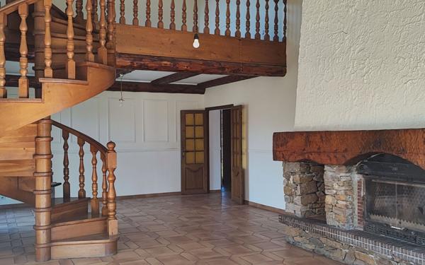 Maison à vendre    4 pièces • 153 m2 Marignane