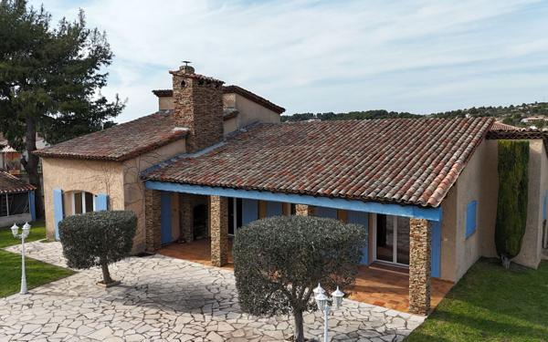 Maison à vendre    4 pièces • 153 m2 Marignane