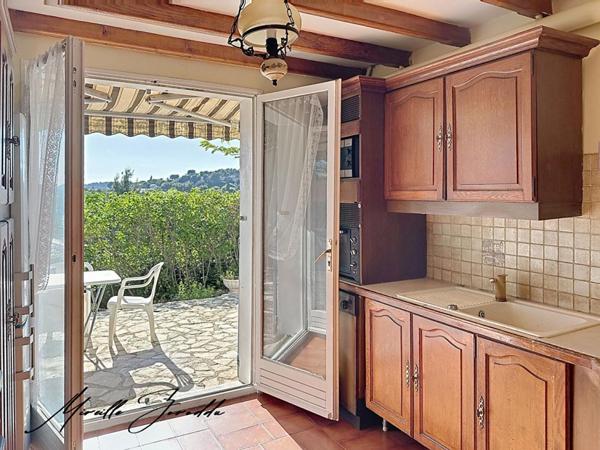 A VENDRE BEAUCAIRE Maison de 134m² avec 4 chambres piscine, garage et annexe