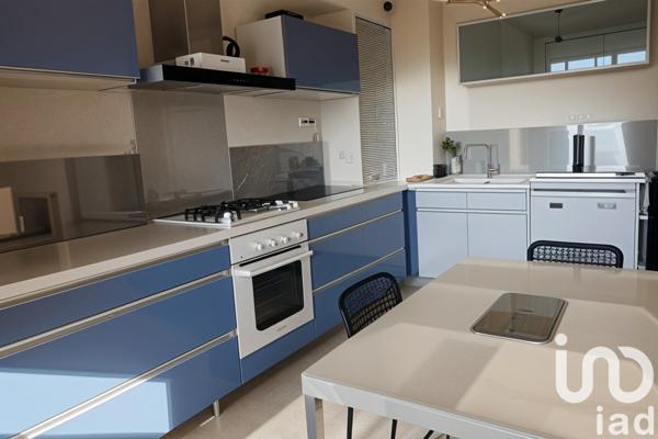 Appartement 4 pièces de 105 m² à Villars (42390)