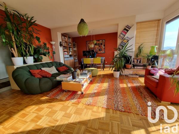 Appartement 4 pièces de 105 m² à Villars (42390)