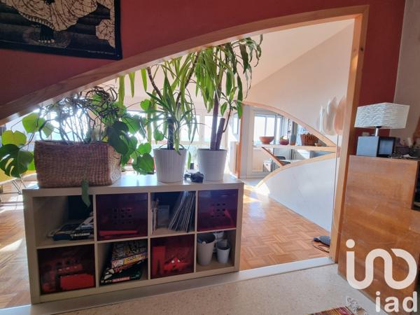 Appartement 4 pièces de 105 m² à Villars (42390)