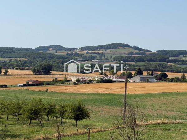 Ensemble immobilier avec dépendances