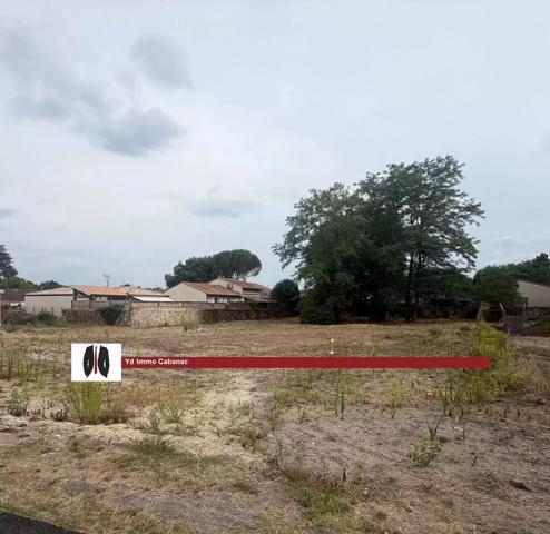 TERRAIN CONSTRUCTIBLE 648m²