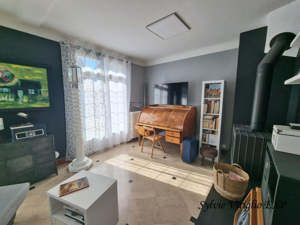 Maison de charme de 129 m². Terrain de 336 m². Au coeur de Bergerac.