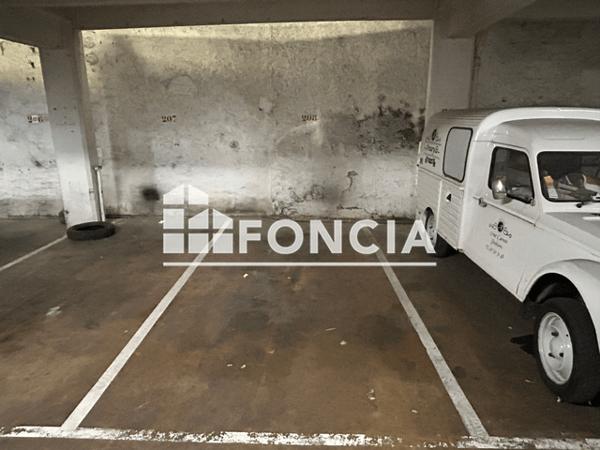 Location Parking - 17 RUE CARNOT Poitiers 86000