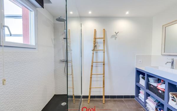 Appartement à vendre    5 pièces • 126,16 m2 Marseille 14