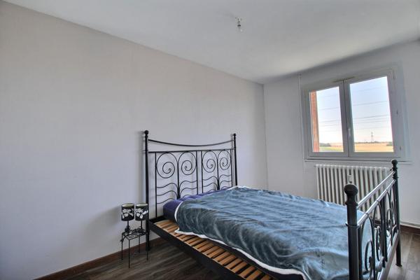 Appartement 5 pièces 85m² à vendre Toury 28310 92000€ - Micro.immo Appartement 3 chambres