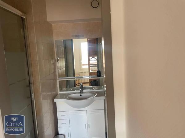 Appartement à louer 1 pièce 10.77m² Bourg-en-Bresse (01000)