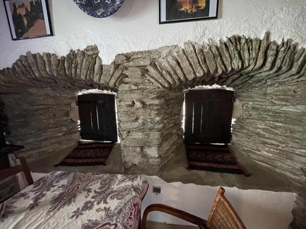 MAS, MAISON  AUTHENTIQUE EN PIERRES DE SCHISTE