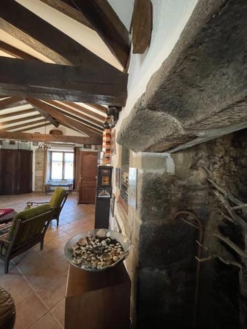 MAS, MAISON  AUTHENTIQUE EN PIERRES DE SCHISTE