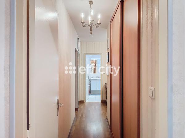 Appartement 5 pièces - 103 m² Exclusivité efficity