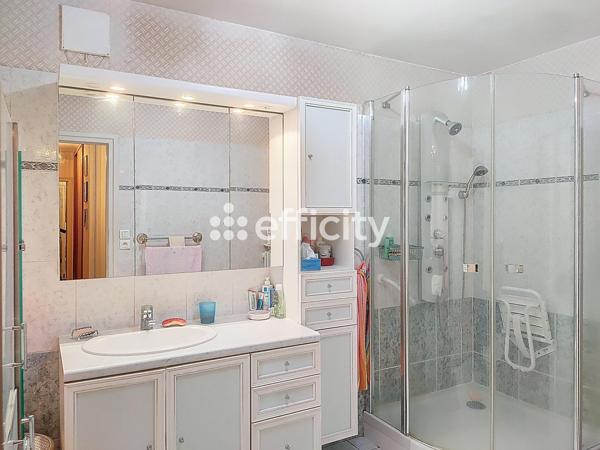 Appartement 5 pièces - 103 m² Exclusivité efficity