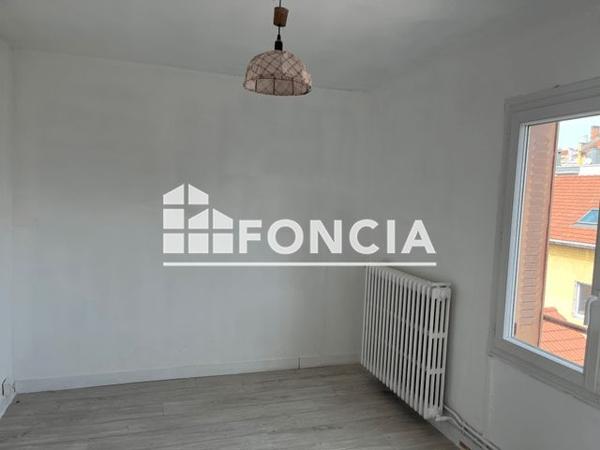 Location Appartement 4 pièces 62.2 m² - 16 RUE ALEXANDRE DUMAS Grenoble 38000