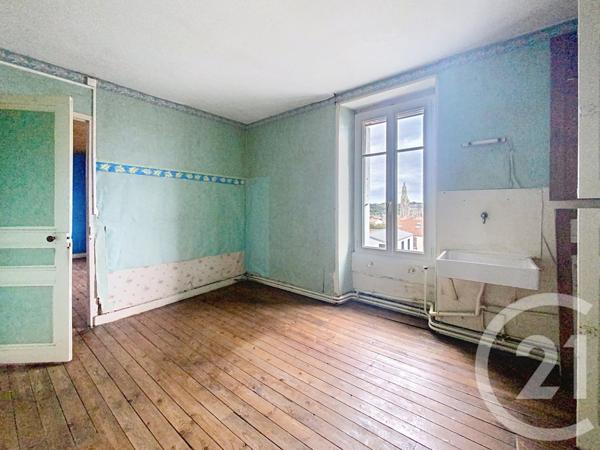 Maison à vendre  6 pièces - 140 m2 ST LAURENT SUR SEVRE - 85