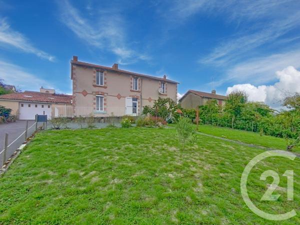 Maison à vendre  6 pièces - 140 m2 ST LAURENT SUR SEVRE - 85