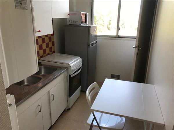 Appartement à louer 515 € CC TOURS 1 pièce 26 m² DPE E