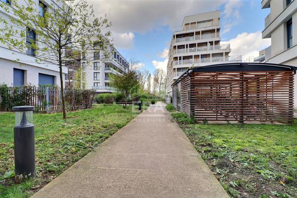 À vendre ? Superbe 4 pièces lumineux au pied du canal