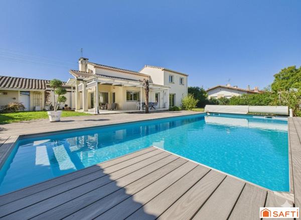 Magnifique Maison d'Architecte!!!