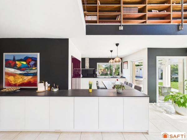 Magnifique Maison d'Architecte!!!