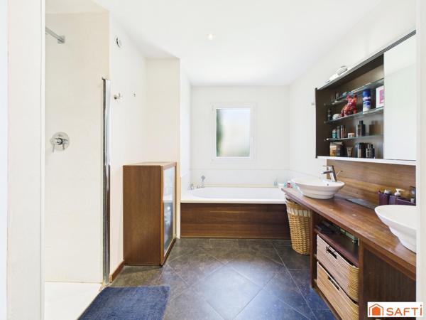 Magnifique Maison d'Architecte!!!