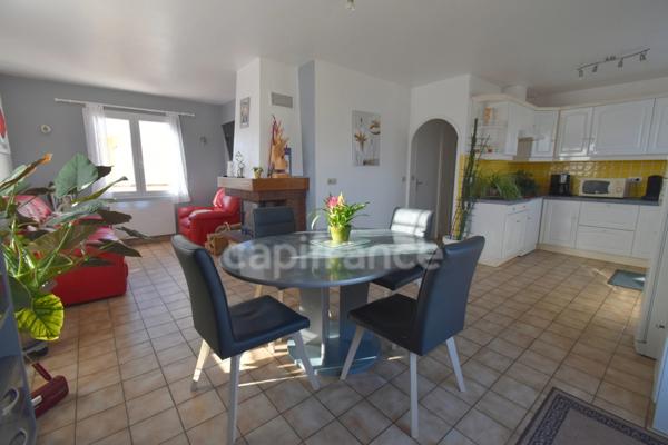 VENDEE , NOTRE DAME DE MONTS (85) proche MER , plage , commerces centre ville, Maison 90 m² vente à terme occupée 3 chambres , 2 WC , 1 salle d'eau et 1 salle de bains , terrain clos 332 m²