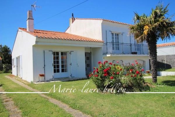 Maison à vendre 4 pièces SAINT GILLES CROIX DE VIE (85), 3 chambres + garage, terrain de 768 m2