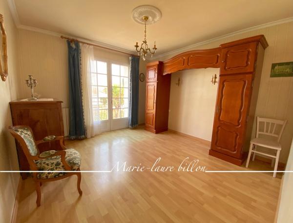 Maison à vendre 4 pièces SAINT GILLES CROIX DE VIE (85), 3 chambres + garage, terrain de 768 m2