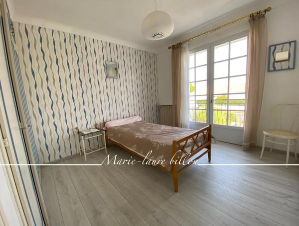 Maison à vendre 4 pièces SAINT GILLES CROIX DE VIE (85), 3 chambres + garage, terrain de 768 m2