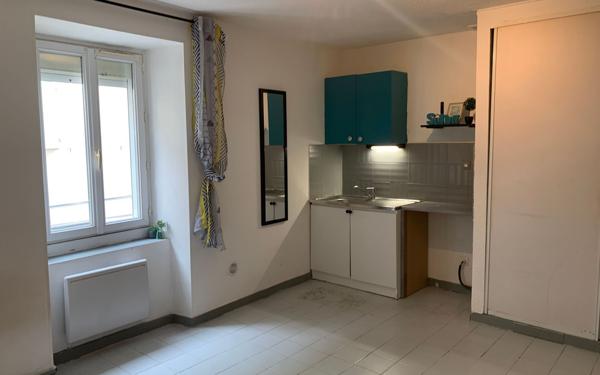 Appartement à louer    2 pièces •  Alès