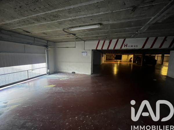 Parking à vendre 172 m² Marseille 13
