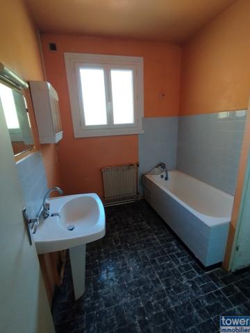 Maison 6 pièce(s) 3 chambre(s) 99 m²