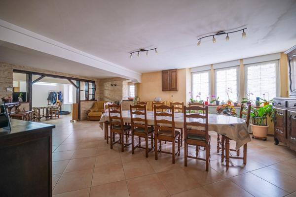 Maison à COURCEMONT, 72110 - 5 pièces 125m²