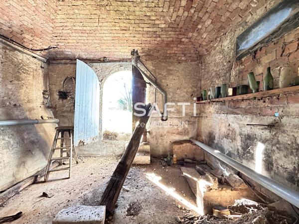 Ensemble immobilier de caractère, charme, volume et potentiel exceptionnel.