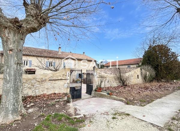 Ensemble immobilier de caractère, charme, volume et potentiel exceptionnel.