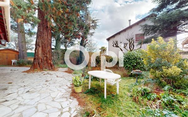 Maison à vendre    7 pièces • 168,84 m2 Bron