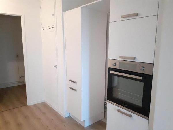 Appartement à louer 3 pièces 105.27m²