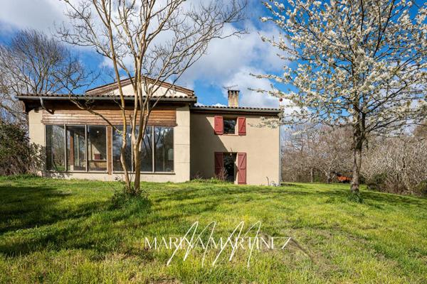 Propriété de caractère en pierre - Domaine avec gîte, terres, forêt et vue panoramique - Proche Limoux