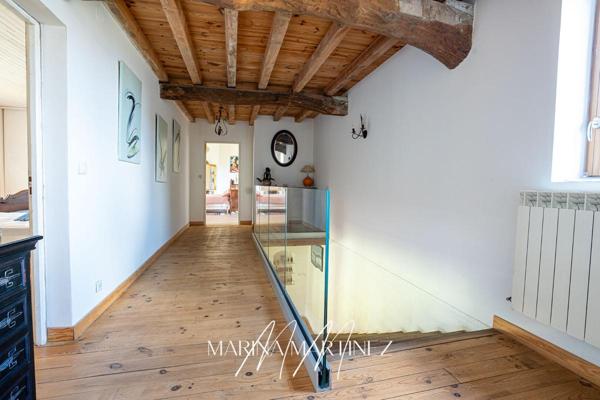 Propriété de caractère en pierre - Domaine avec gîte, terres, forêt et vue panoramique - Proche Limoux