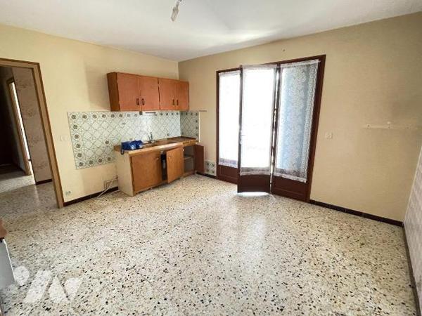 A vendre - Manosque (04) - Alpes de Haute Provence: Villa proche du centre ville de Manosque d'...