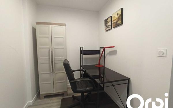 Appartement à louer    3 pièces • 71 m2 Montigny-le-Bretonneux