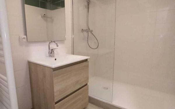 Appartement à louer    3 pièces • 71 m2 Montigny-le-Bretonneux