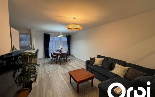 Appartement à louer    3 pièces • 71 m2 Montigny-le-Bretonneux