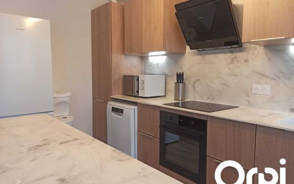 Appartement à louer    3 pièces • 71 m2 Montigny-le-Bretonneux