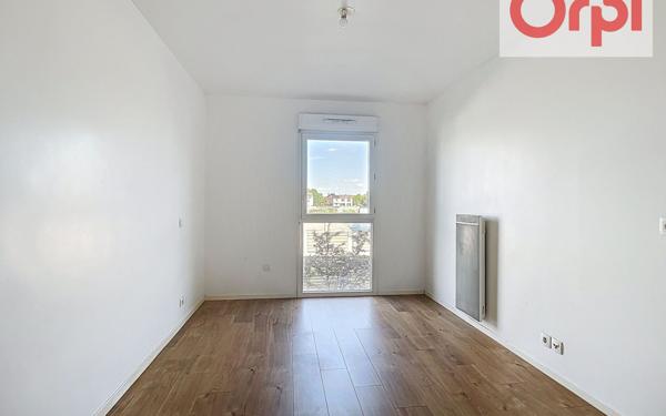Appartement à louer    2 pièces • 42,24 m2 Choisy-le-Roi
