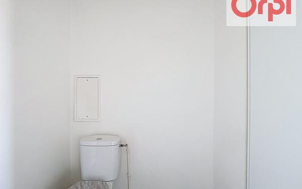 Appartement à louer    2 pièces • 42,24 m2 Choisy-le-Roi