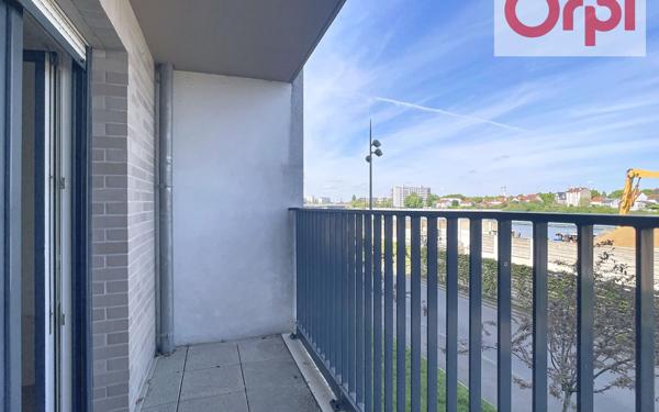Appartement à louer    2 pièces • 42,24 m2 Choisy-le-Roi